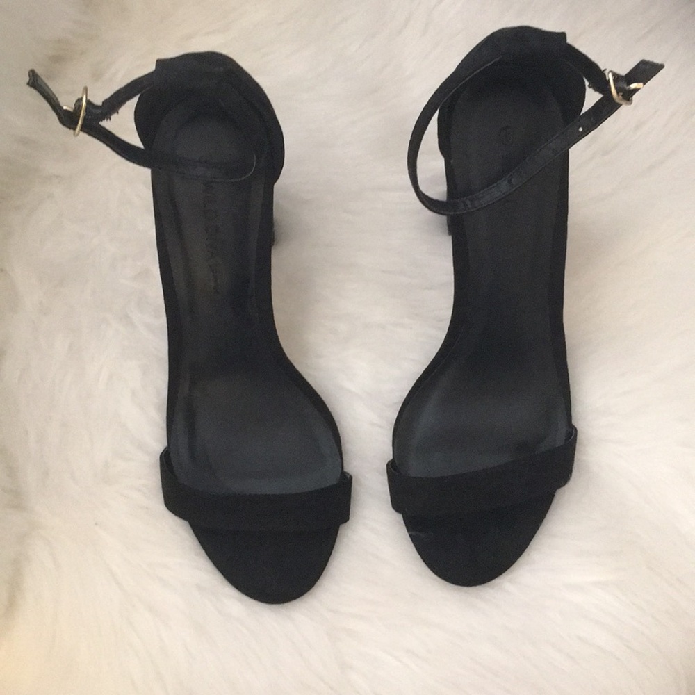 Black suede heels NWOT - Picture 2 of 3